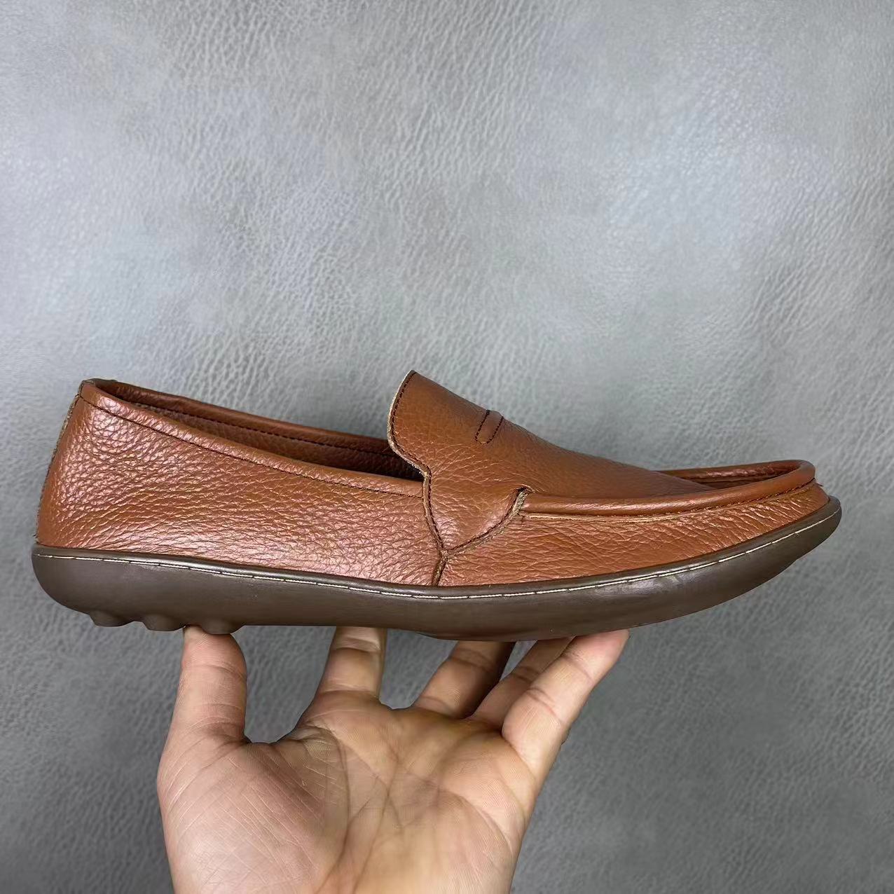 Zapatos bajos de cuero con pun - Leatherwork Designs reseña y precio