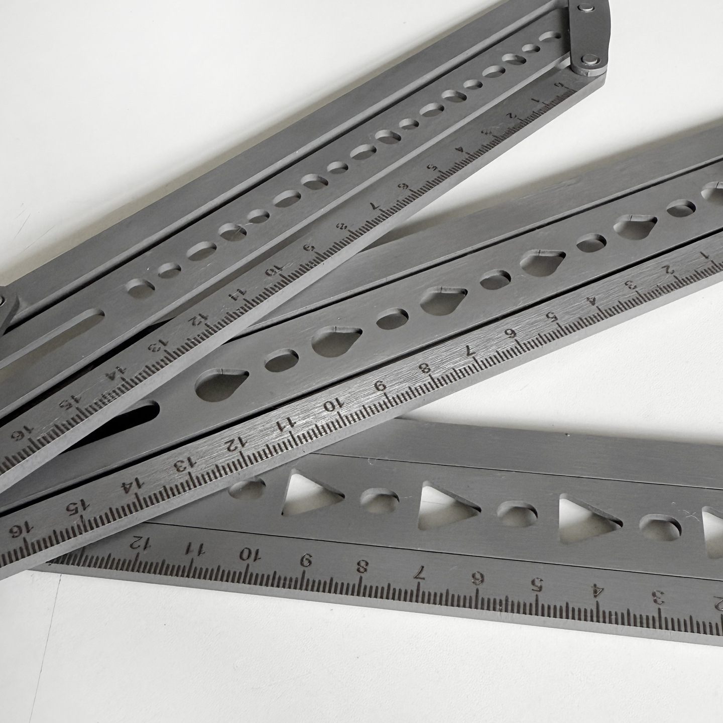 Regla de Posicionamiento de Ci - Leatherwork Ruler reseña y precio